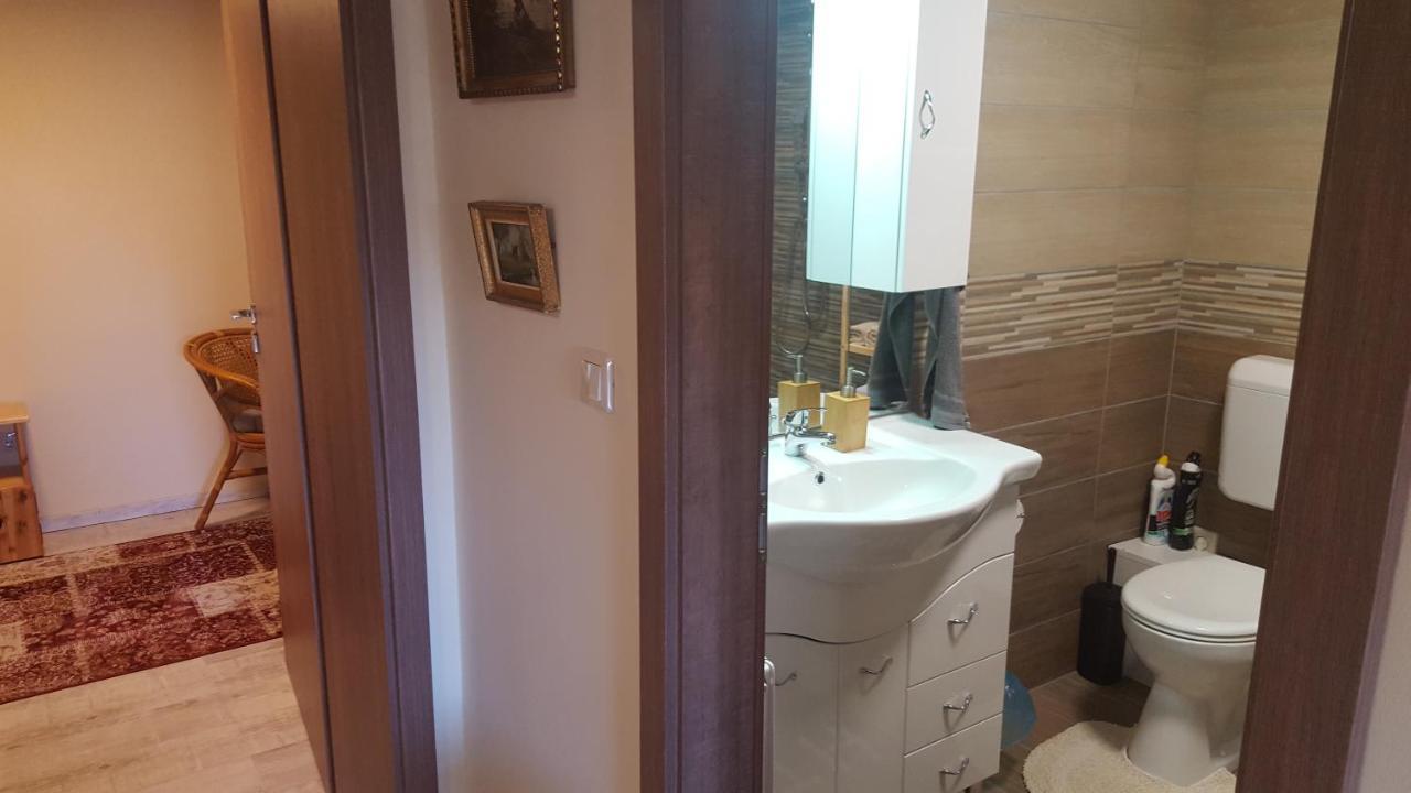 Gyoengyvirag Apartman Keszthely Exterior photo
